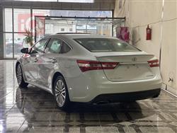 تويوتا أفالون